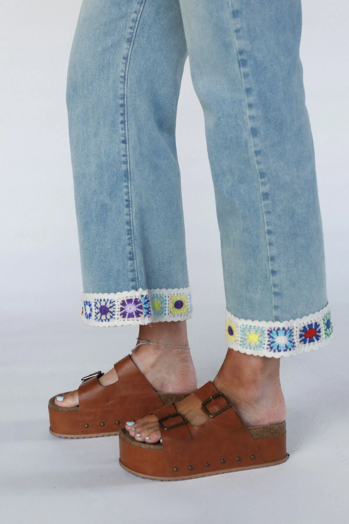 Endless Light Crochet Trim Jeans - Light Denim