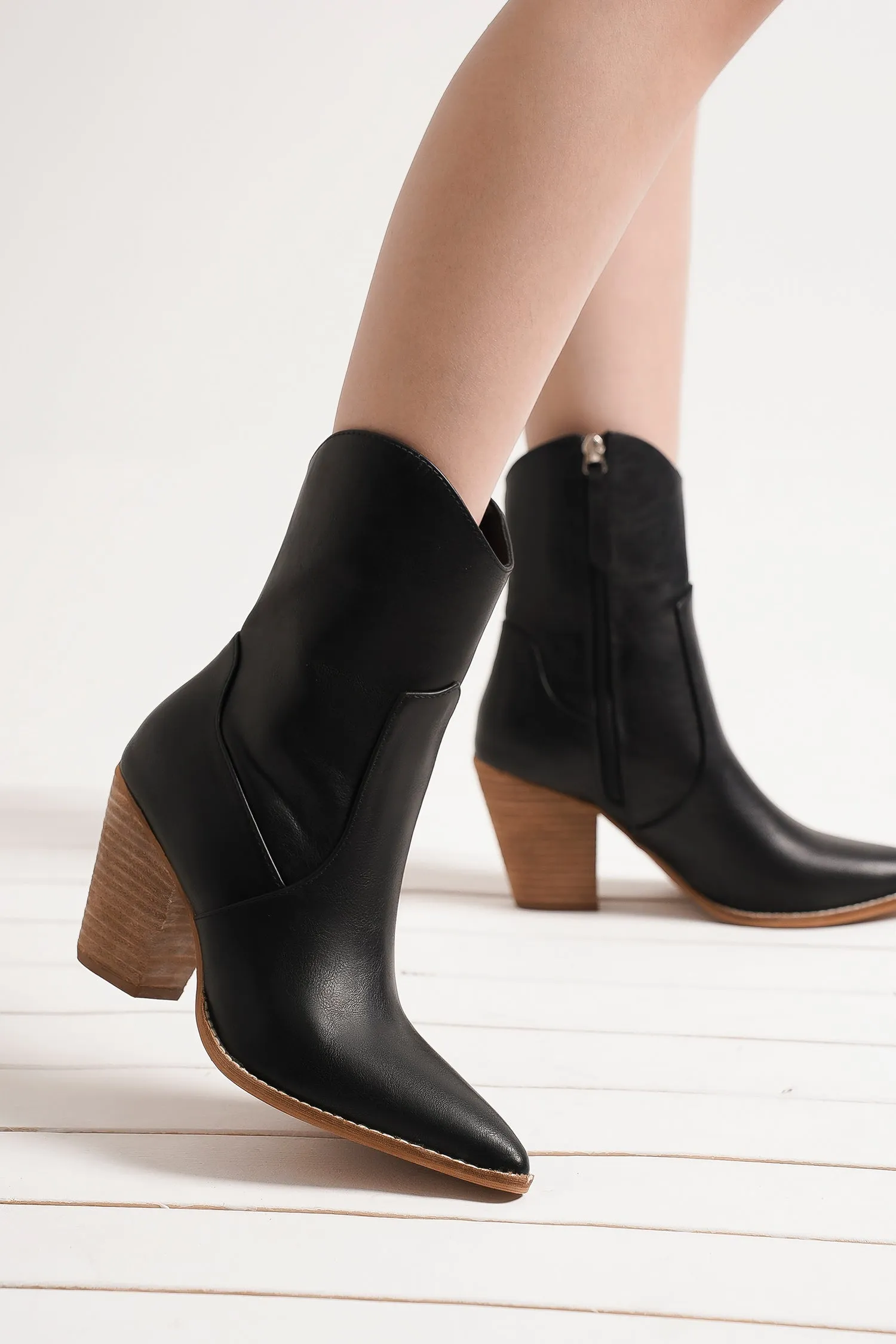 Women’s Western Block Heel Ankle Boots – AUTUMN-06